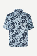 Load image into Gallery viewer, Samsoe Samsoe Mina shirt blurred flower