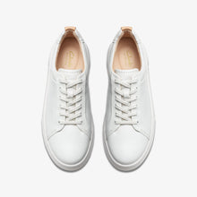 Load image into Gallery viewer, Clarks Hollyhook walk white