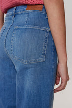 Load image into Gallery viewer, Nümph Nuparis  jeans light blue denim jeans