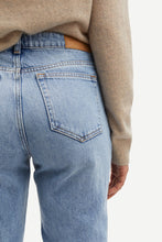Load image into Gallery viewer, Samsoe Samsoe Marianne jeans