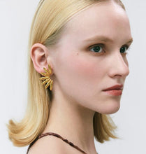 Load image into Gallery viewer, WOS Wilma earrings